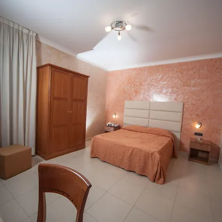 Hotel La Pace-3